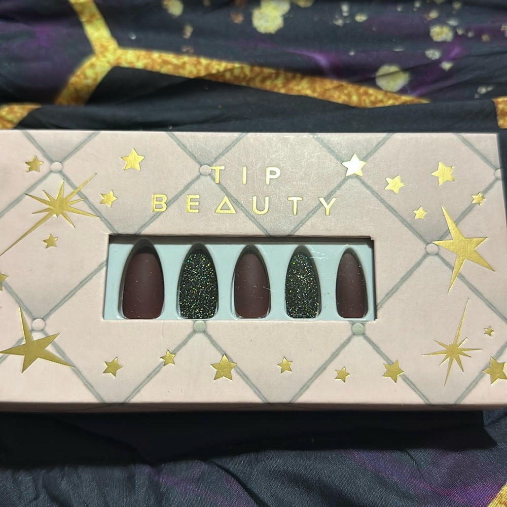 Tip Beauty Nails